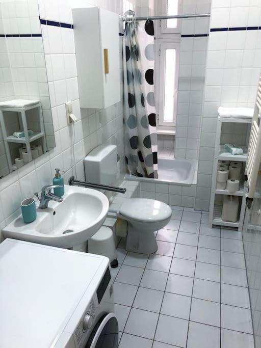 750 Sft Lovely Apartment In Central Berlin Mitte エクステリア 写真